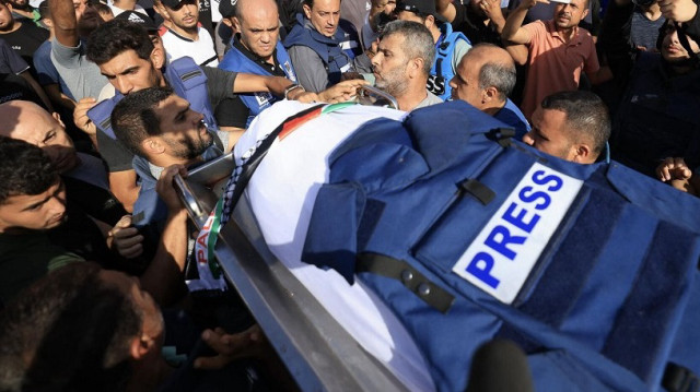 حكومة غزة تعلن ارتفاع عدد الصحفيين الذين قتلتهم قوات الاحتلال إلى 221