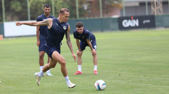 Alanyaspor ligin son maçında Sivasspor'la karşılaşacak.