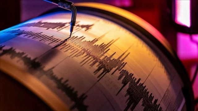 İstanbul'da deprem oldu