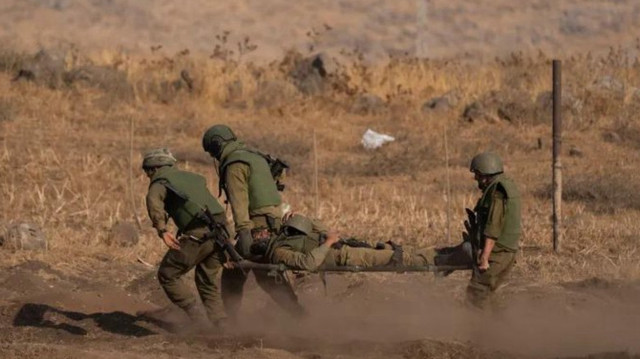 جيش الاحتلال يعلن مقتل ضابط وجندي جنوبي غزة