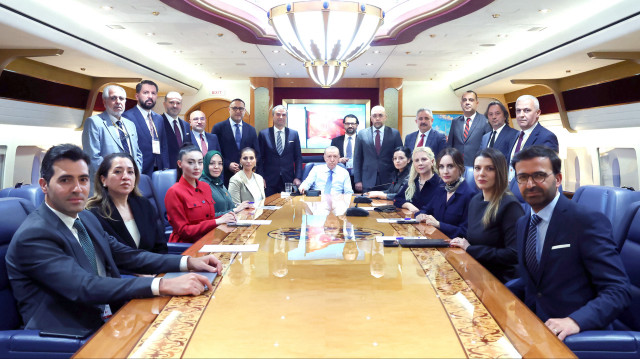 Cumhurbaşkanı Recep Tayyip Erdoğan, KKTC dönüşü uçakta gazetecilere röportaj verdi.