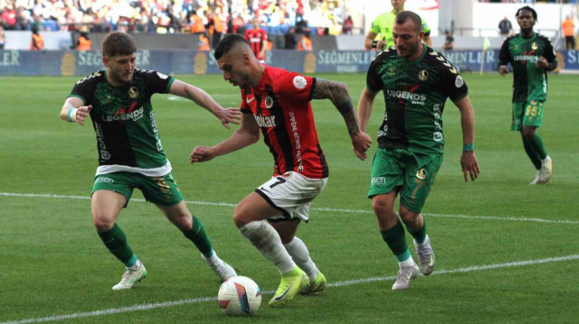 Gençlerbirliği ligde ikinci sıraya yükseldi.