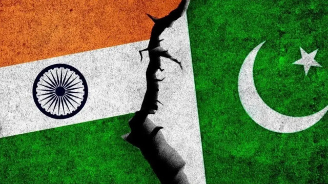 Almanya, Hindistan ve Pakistan arasındaki gerilim sonrası iki ülkeye sorumlu hareket etme çağrısında bulundu.