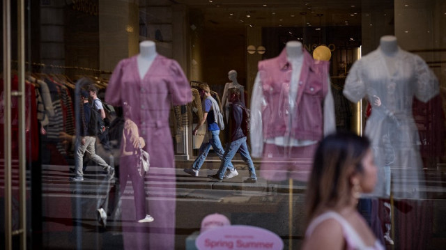 Le déficit sur les produits manufacturés en France est la principale cause de cette évolution négative, avec 4,5 milliards d’euros enregistrés en mars (-300 millions).