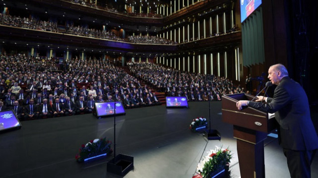 أردوغان: لا يمكن قراءة التوترات العالمية بمعزل عن سباق الطاقة