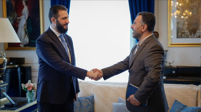 باريس.. الشرع يلتقي "قيصر" الشاهد على جرائم نظام الأسد