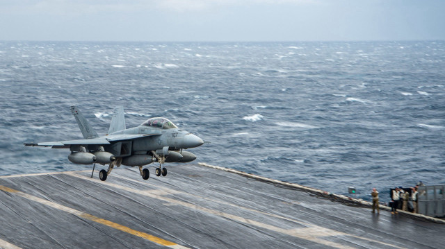 Истребитель F/A-18F Super Hornet. | Фото ВМС США