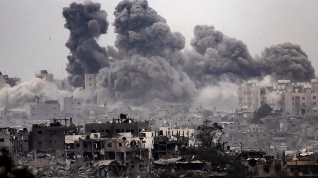 حكومة غزة: إسرائيل ألقت 100 ألف طن متفجرات وأبادت 2200 عائلة