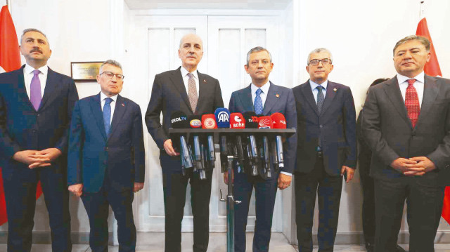 TBMM Başkanı Numan Kurtulmuş, bir kez daha siyasi partileri ziyaret ederek komisyona dönük eleştiri ve görüşleri dinleyecek.