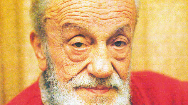 Necip Fazıl Kısakürek.