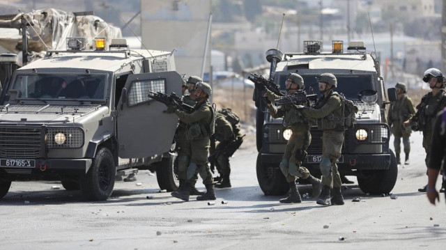 إصابة 64 فلسطينيا خلال اقتحام جيش الاحتلال نابلس