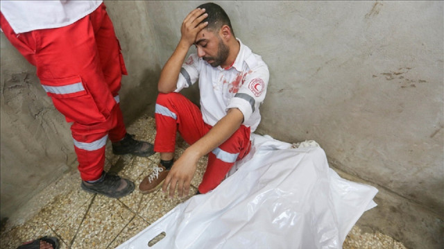 جيش الاحتلال يقتل 3 مسعفين فلسطينيين بقصف على مدينة غزة
