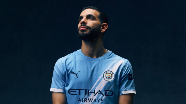 Rayan Ait-Nouri, Manchester City formasını giydi.