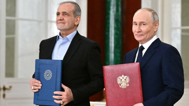 Владимир Путин и Масуд Пезешкиан 17 января в Кремле подписали Договор о всеобъемлющем стратегическом партнерстве между Россией и Ираном.