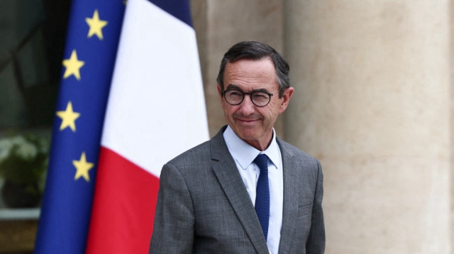 Le ministre français de l'Intérieur, Bruno Retailleau, quitte le Palais présidentiel de l'Élysée après la réunion hebdomadaire du cabinet, le 12 juin 2025.