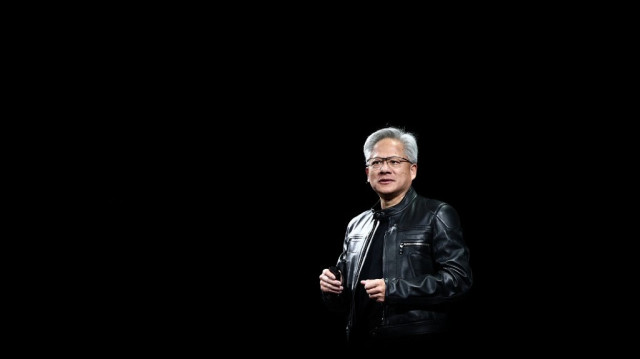 Le PDG taïwanais de NVIDIA Jensen Huang s'exprime lors d'une conférence dans le cadre de la 9e édition du salon Vivatech des startups et de l'innovation technologique, au Dôme de Paris dans le parc des expositions de la Porte de Versailles à Paris, le 11 juin 2025.