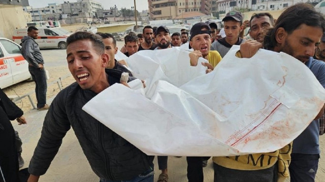 غزة.. مقتل 34 فلسطينيا بهجمات إسرائيلية الجمعة