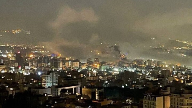 سماع دوي انفجارات عنيفة شرق العاصمة الإيرانية
