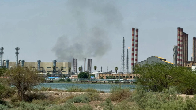 الاحتلال يستهدف حقل بارس الجنوبي للغاز في إيران