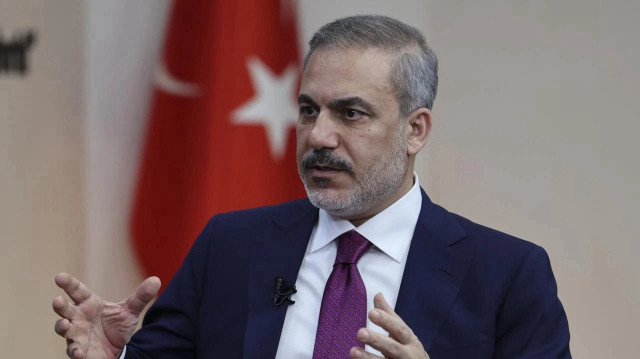 الوزير فيدان يبحث مع نظيره البريطاني الصراع بين إسرائيل وإيران