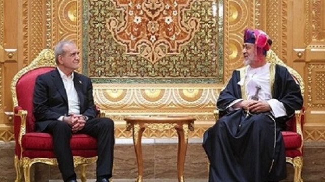 سلطان عُمان يبحث مع بزشكيان سبل التهدئة بين إيران وإسرائيل