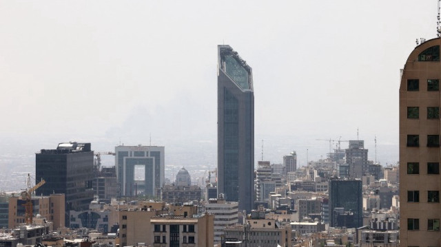 Cette photo montre une vue générale de la capitale iranienne, Téhéran, le 16 juin 2025.