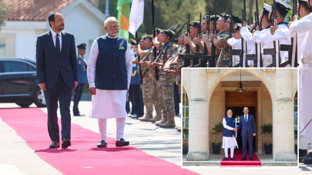 GKRY lideri Nikos Hristodulidis, Hindistan Başbakanı Narendra Modi'yi karşıladı.