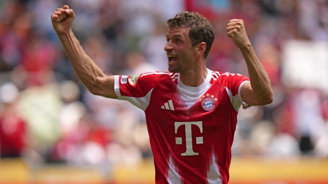 Thomas Müller du FC Bayern Munich célèbre le dixième but de son équipe lors du match du groupe C de la Coupe du Monde des Clubs 2025 entre le FC Bayern München et Auckland City FC, au TQL Stadium, le 15 juin 2025 à Cincinnati, Ohio.