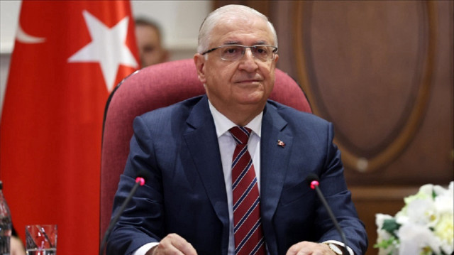 وزيرا الدفاع التركي والروسي يبحثان حرب إيران وإسرائيل