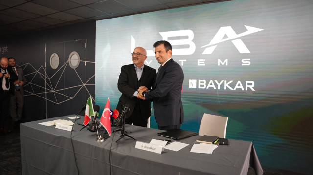 Avec l'accord signé par Selçuk Bayraktar et Roberto Cingolani, PDG de Leonardo, Baykar et le géant italien de la défense Leonardo ont créé une entreprise commune appelée "LBA Systems".