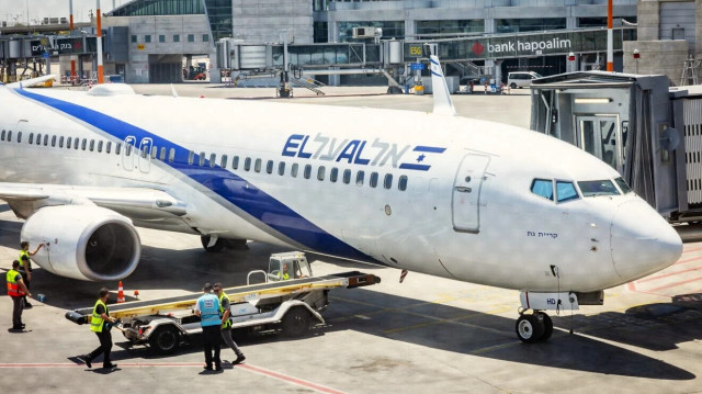 Самолет авиакомпании El Al в аэропорту Бен-Гурион в Израиле.