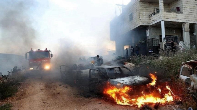 مستوطنون يقتلون فلسطينيا ويصيبون آخر بمحافظة الخليل 
