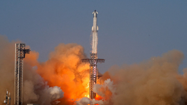 Ракета-носитель Starship взорвалась во время статического огневого испытания.