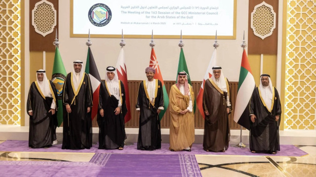 "الوزاري الخليجي" يدعو لوقف فوري لإطلاق النار بغزة ودعم سوريا