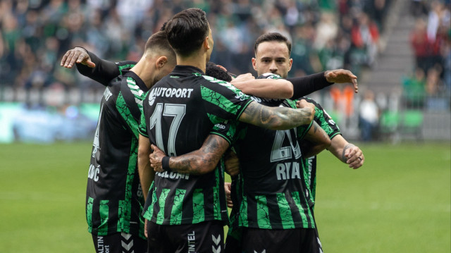 Trendyol 1. Lig'in 38. ve son haftasında, Kocaelispor ile Emre Gökdemir İnşaat Ankara Keçiörengücü, Yıldız Entegre Kocaeli Stadyumu'nda karşılaştı. Kocaelispor oyuncuları, gol sevinci yaşadı.