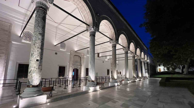 Topkapı Sarayı kapılarını en uzun günün akşamında ziyarete açıyor