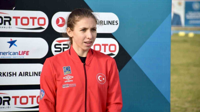 Genç sporcu, milli formayla başarılı bir derece elde ederek hem Malatya’yı hem de Türkiye’yi gururlandırmak istiyor.