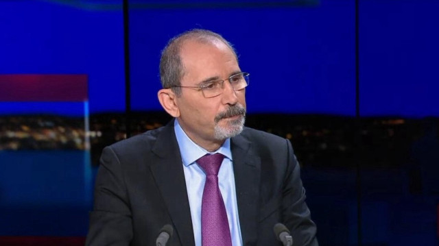 الصفدي: إسرائيل تدفع المنطقة لمزيد من الصراع والتوتر
