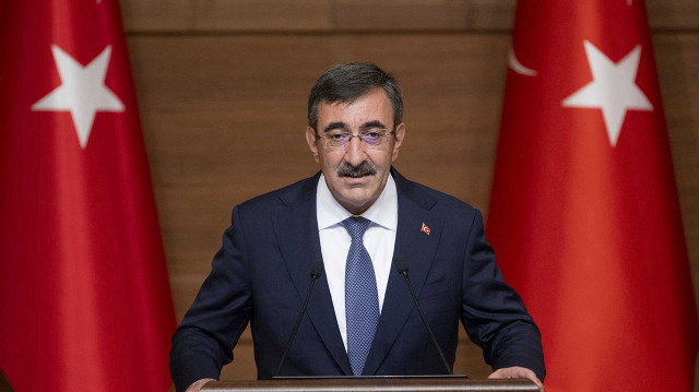 Cumhurbaşkanı Yardımcısı Cevdet Yılmaz, ABD'nin İran'daki nükleer tesislere hava saldırısının derin endişe yarattığını belirterek, çatışma yerine diplomasiye ihtiyaç duyulduğunu ifade etti.
