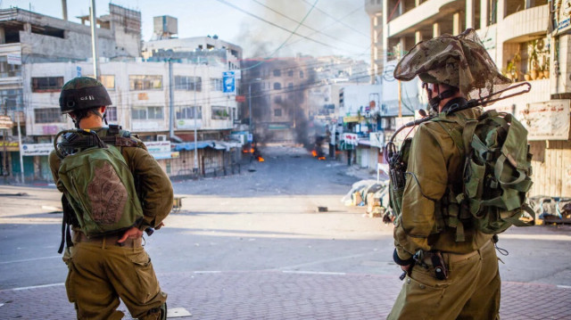 خلال أسبوعين.. جيش الاحتلال يخضع مئات الفلسطينيين لتحقيقات ميدانية