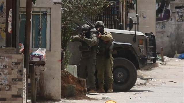 الضفة.. مقتل طفل فلسطيني برصاص إسرائيلي بعد اعتقاله مصابا
