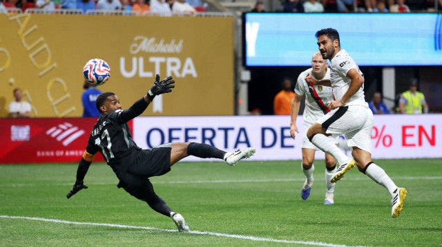 Ilkay Gündogan de Manchester City marque le quatrième but de son équipe face à Al Ain FC, au Mercedes-Benz Stadium, le 22 juin 2025 à Atlanta, en Géorgie.