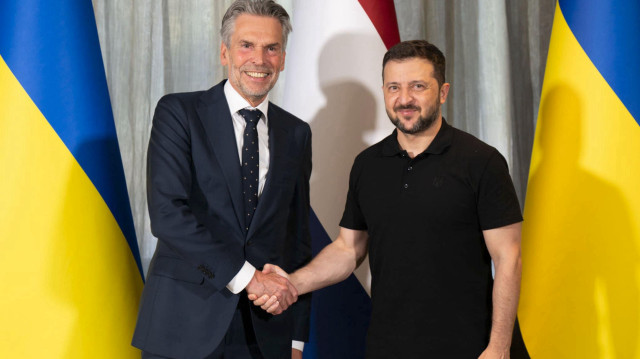 Премьер-министр Нидерландов Дик Схоф (слева) и президент Украины Владимир Зеленский. | Фото: Netherlandsandyou