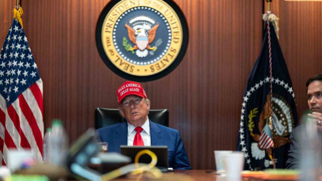 Trump paylaşımında, "Ateşkes artık yürürlükte. Lütfen ihlal etmeyin!" ifadelerini kullandı