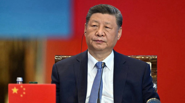 Sur cette photo prise et diffusée par le service de presse présidentiel du Kazakhstan le 17 juin 2025, le président chinois Xi Jinping participe au sommet Chine-Asie centrale à Astana.
