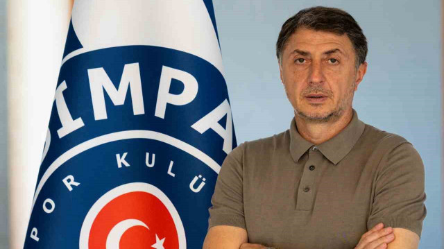 Shota, Kasımpaşa’da görev yaptığı 2012-2015 yılları arasında çıktığı 91 maçta 33 galibiyet, 28 beraberlik ve 30 mağlubiyet alarak 1.40 puan ortalaması yakaladı.