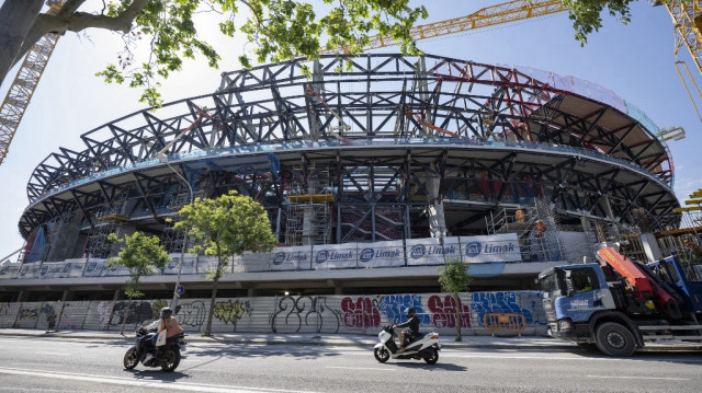 Vue générale du chantier du stade Camp Nou à Barcelone, le 23 mai 2025.