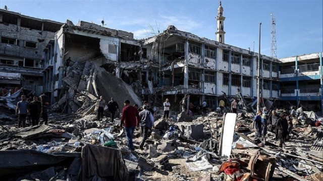 الاحتلال الإسرائيلي تقتل 32 فلسطينيا بغزة بينهم 7 من منتظري المساعدات