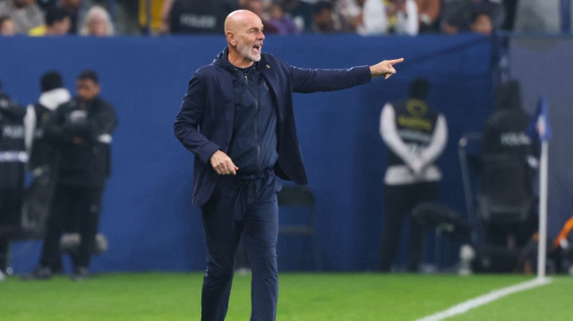 L'entraîneur italien d'Al-Nassr, Stefano Pioli, lors du match de Saudi Pro League entre Al-Nassr et Al-Fateh au parc Al-Awwal à Riyad, le 26 janvier 2025.