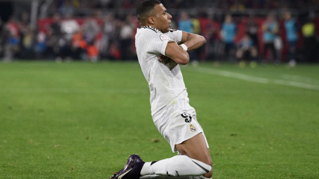 L'attaquant français du Real Madrid, Kylian Mbappé, au stade La Cartuja de Séville, le 26 avril 2025.